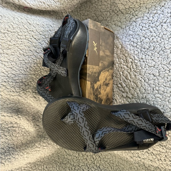 Chaco 22 CLASSIC STEPPED NAVY. - Picture 1 of 4